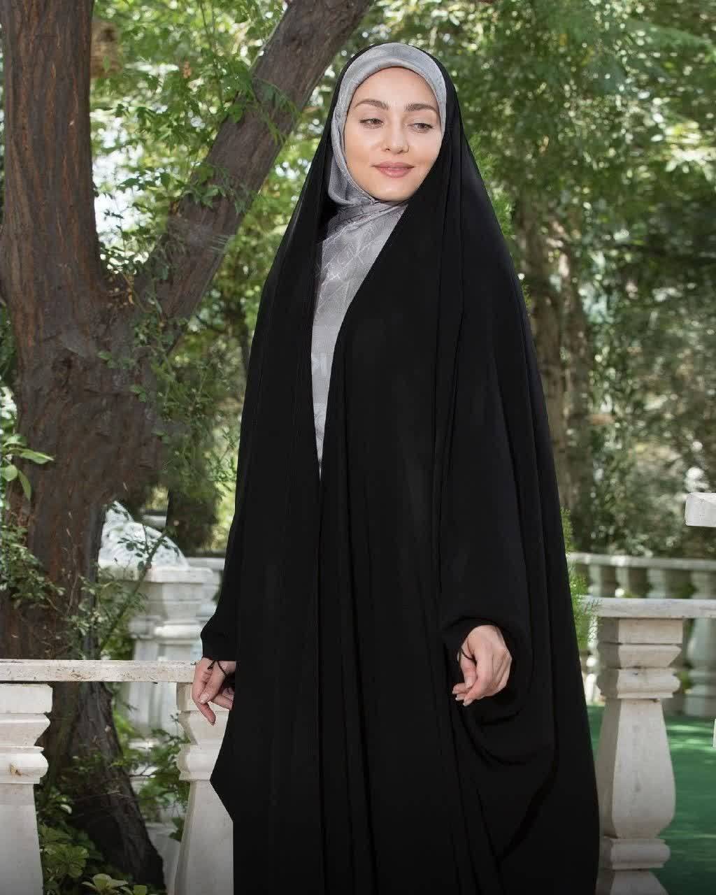 چادر زنانه مدل جده با جنس کرپ حریراسود