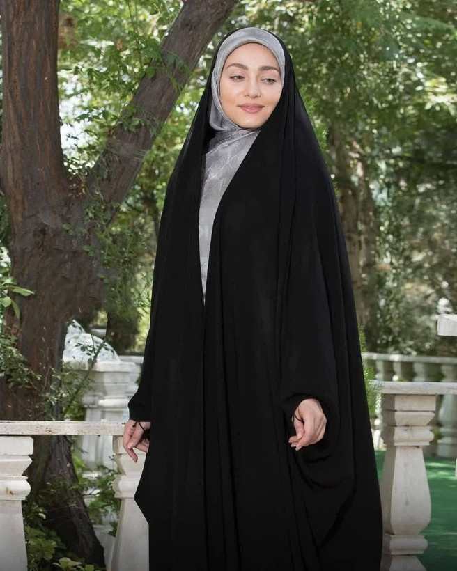 چادر زنانه مدل جده با جنس کرپ حریراسود